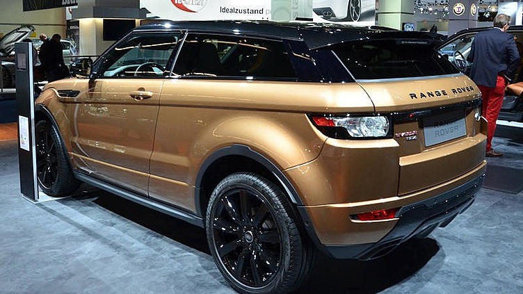Land Rover показал обновленные Evoque и Discovery Land Rover показал обновленные Evoque и Discovery
