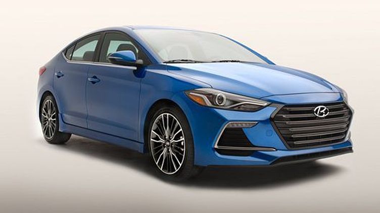 Hyundai отзовет седаны Elantra из-за слишком хорошо работающих тормозов