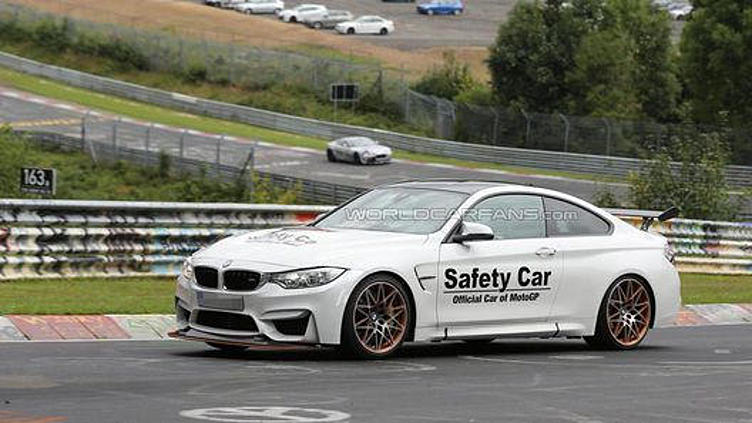 BMW тестирует трековую M4 BMW тестирует трековую M4