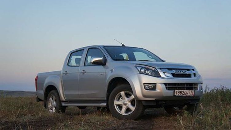 Новый пикап Isuzu для России оказался дорогой игрушкой