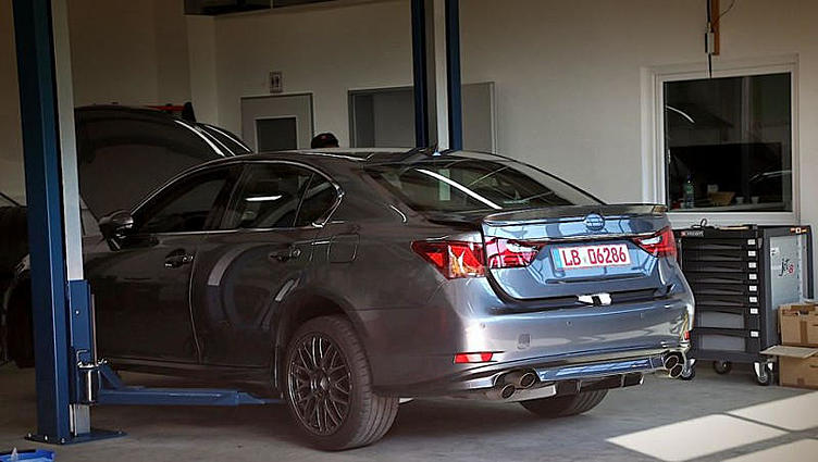 Четырёхдверка Lexus GS F получит восьмицилиндровый мотор Четырёхдверка Lexus GS F получит восьмицилиндровый мотор