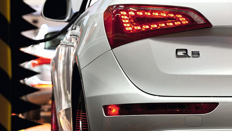 Новый Audi Q5 получит платформу от Bentley Новый Audi Q5 получит платформу от Bentley