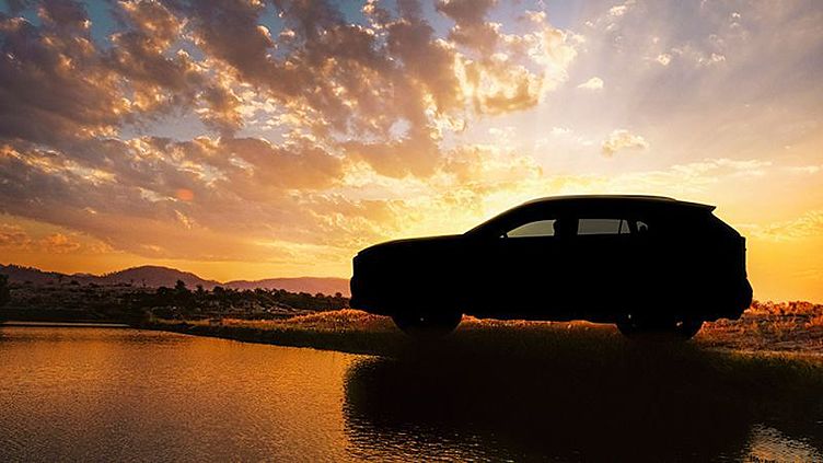Новая Toyota RAV4 - первый тизер Новая Toyota RAV4 - первый тизер
