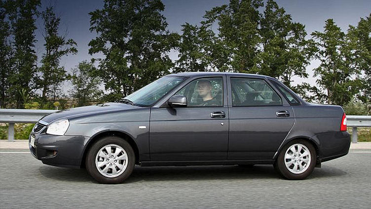 Упрощённый седан Lada Priora станет самой дешёвой Ладой Упрощённый седан Lada Priora станет самой дешёвой Ладой