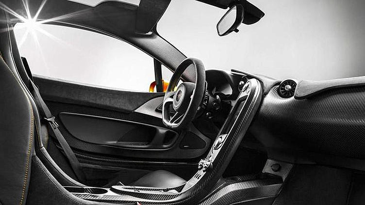 Для регулировки сиденья владельцу McLaren P1 придется ехать на завод Для регулировки сиденья владельцу McLaren P1 придется ехать на завод