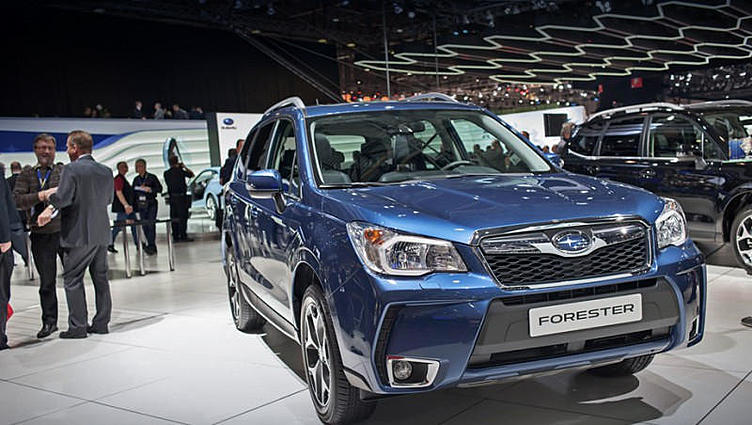 Стали известны российские цены на кроссовер Subaru Forester