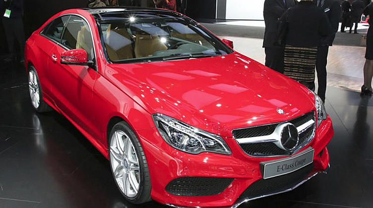 Mercedes-Benz может отказаться от V-образных 