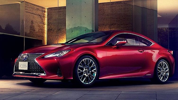 Lexus обновил спорткупе RC