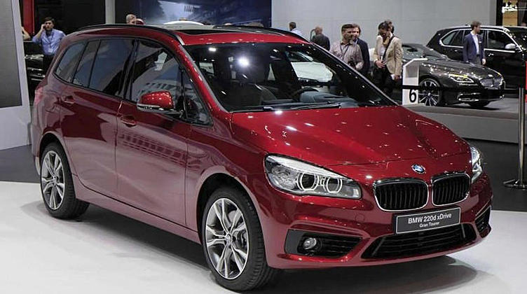 BMW добавила компактвэну практичности и спортивности BMW добавила компактвэну практичности и спортивности