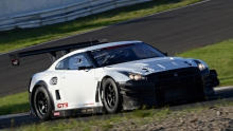 Купе Nissan GT-R GT3 обновили по просьбам клиентов Купе Nissan GT-R GT3 обновили по просьбам клиентов
