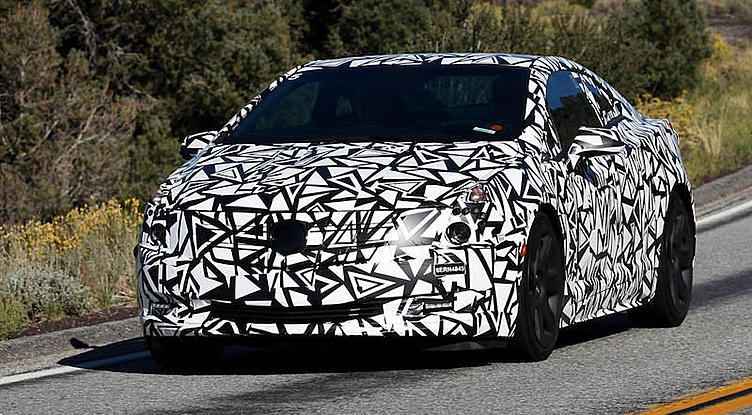 Cadillac ELR сфотографировали в камуфляже Cadillac ELR сфотографировали в камуфляже