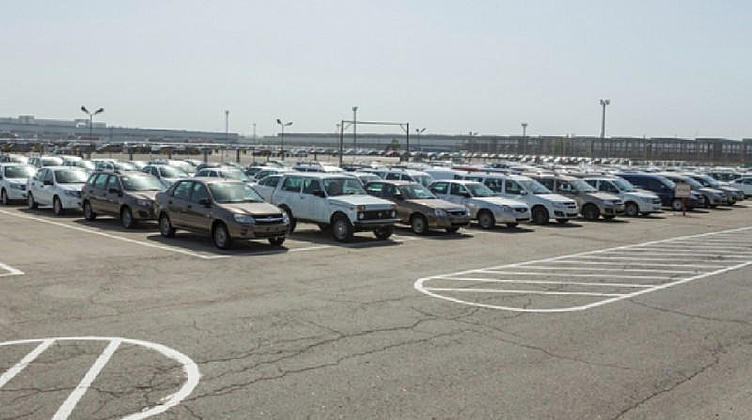 АВТОВАЗ отгружает дилерам автомобили Lada только по предоплате