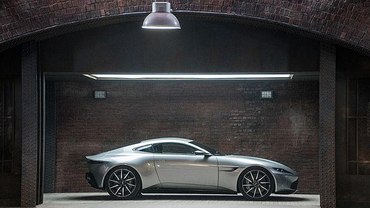 Aston Martin DB10 из нового фильма про Бонда выставят на торги