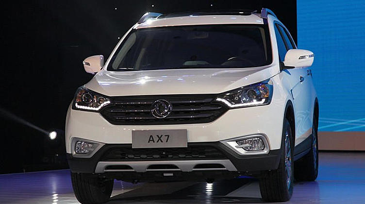 Dongfeng привезет в Россию кроссовер AX7 и седан L60