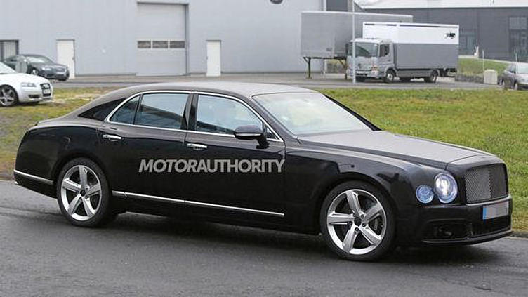 Bentley готовит флагманский Mulsanne к обновлению Bentley готовит флагманский Mulsanne к обновлению