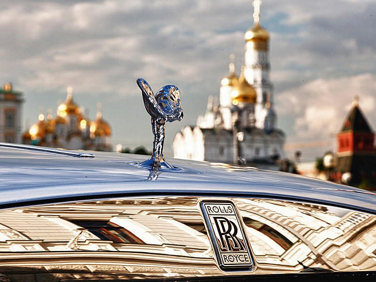 Rolls-Royce оденет свои машины в карбон Rolls-Royce оденет свои машины в карбон