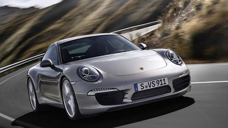 Porsche отзывает 5,5 тысяч автомобилей из-за проблем с выхлопной системой Porsche отзывает 5,5 тысяч автомобилей из-за проблем с выхлопной системой