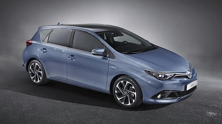 Toyota покажет в Женеве обновленный Auris Toyota покажет в Женеве обновленный Auris