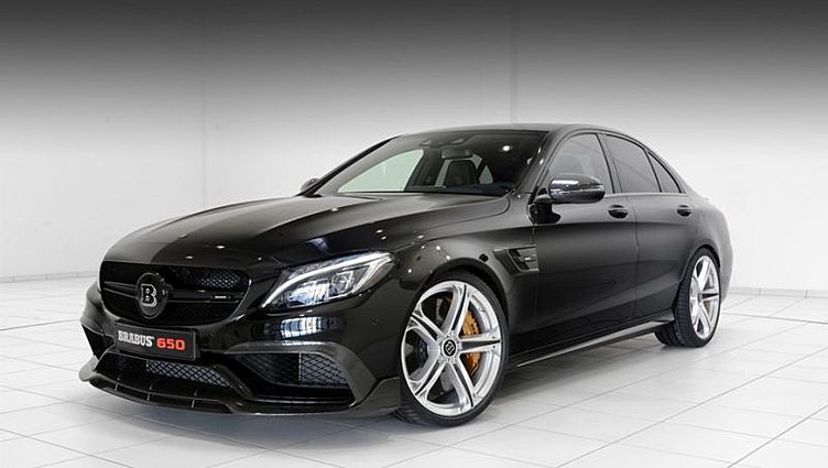 Седан Brabus Mercedes-AMG C 63 S дебютирует в марте