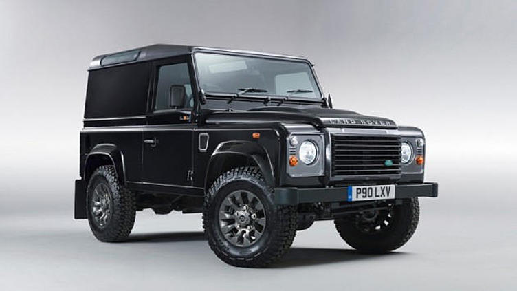 Спецверсия Land Rover Defender LXV появится в России в октябре