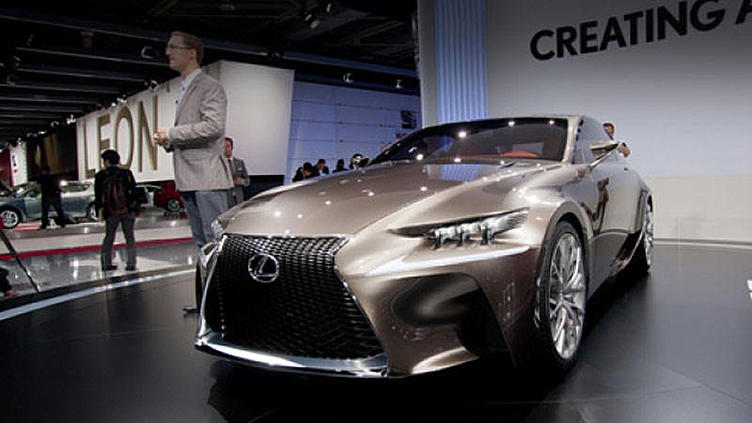 Lexus может выпустить новое среднеразмерное купе Lexus может выпустить новое среднеразмерное купе