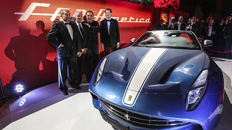 Компанию Ferrari распродадут по частям Компанию Ferrari распродадут по частям