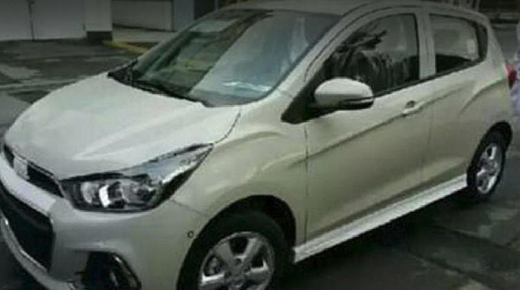 Хэтчбек Chevrolet Spark разоблачили случайные зрители Хэтчбек Chevrolet Spark разоблачили случайные зрители
