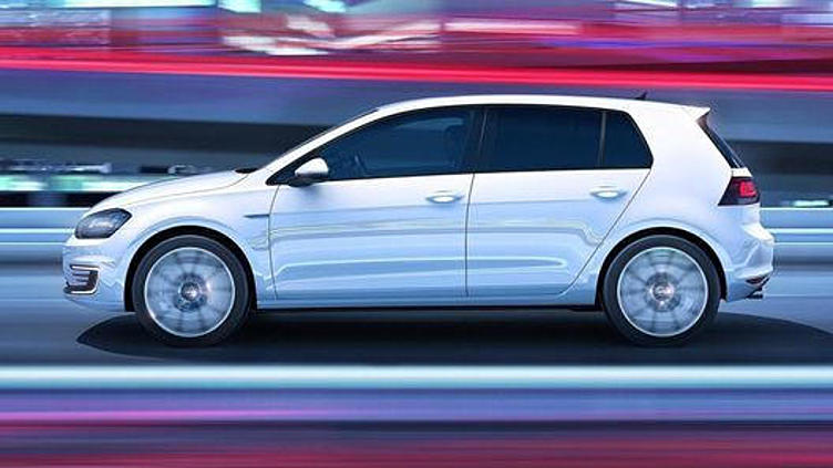 Новый Volkswagen Golf появится в 2016 году