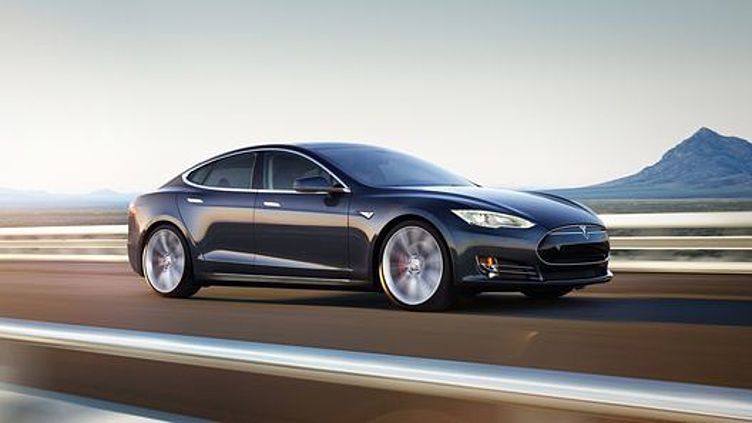 Электромобили Tesla могут получить систему 