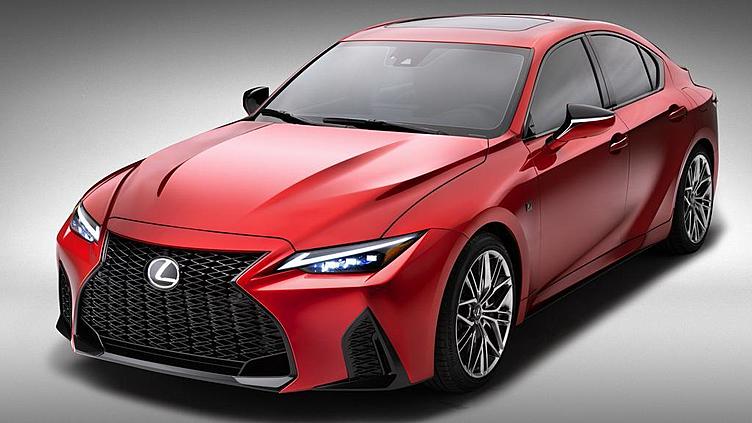 Lexus IS получил новый атмосферник объемом 5л