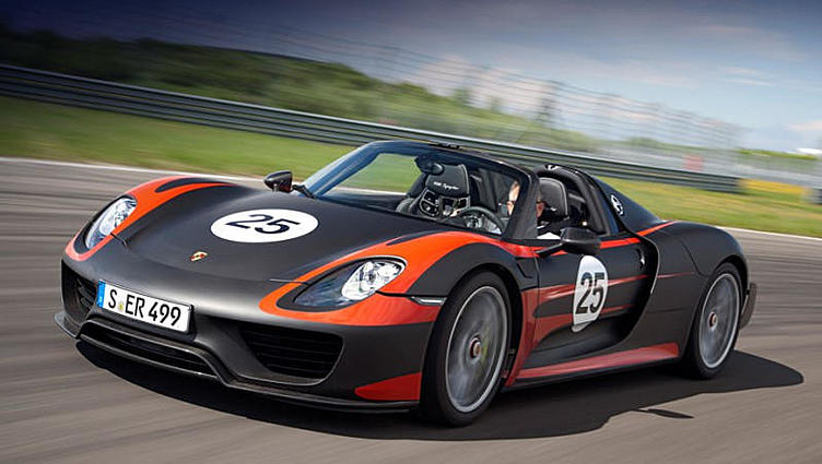 Немцы раскрыли данные суперкара Porsche 918 Spyder Немцы раскрыли данные суперкара Porsche 918 Spyder
