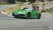 Купе и родстер Porsche 718 получили новый мотор