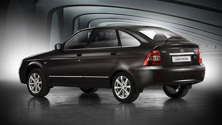 АвтоВАЗ избавился от двух версий Lada Priora АвтоВАЗ избавился от двух версий Lada Priora