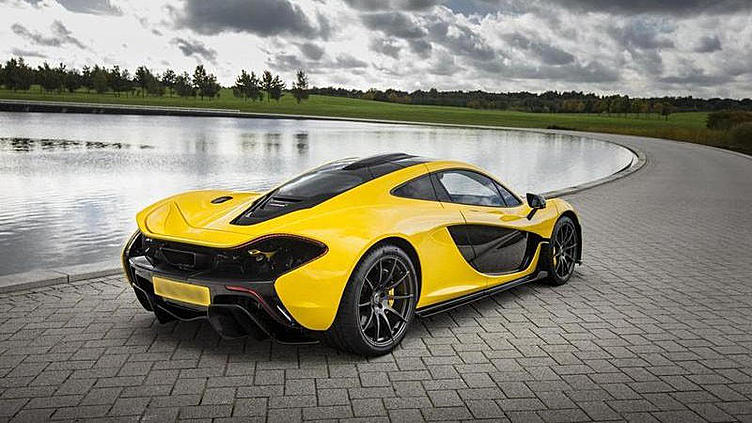 Супергибрид McLaren P1 оказался быстрее, чем ожидалось