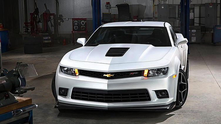 Обновленный Chevrolet Camaro на примере гоночного болида