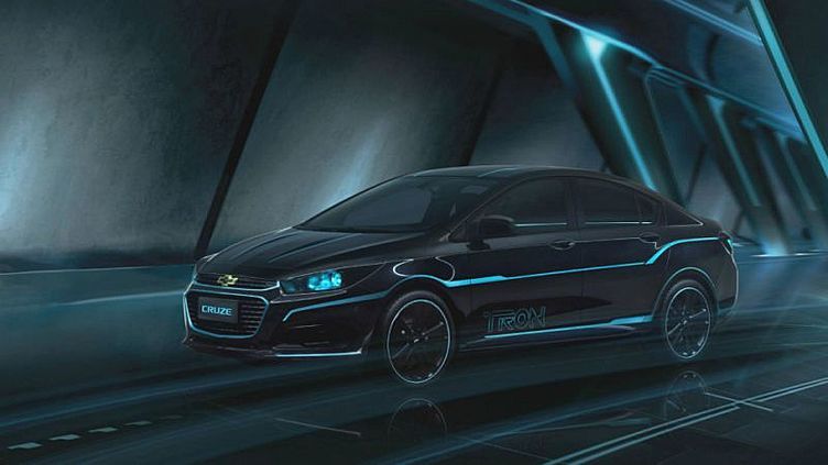 Концепт-кар Chevrolet посвятили фильму «Трон» Концепт-кар Chevrolet посвятили фильму «Трон»