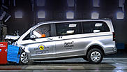 Nissan X-Trail и Mercedes V-класса стали отличниками Euro NCAP