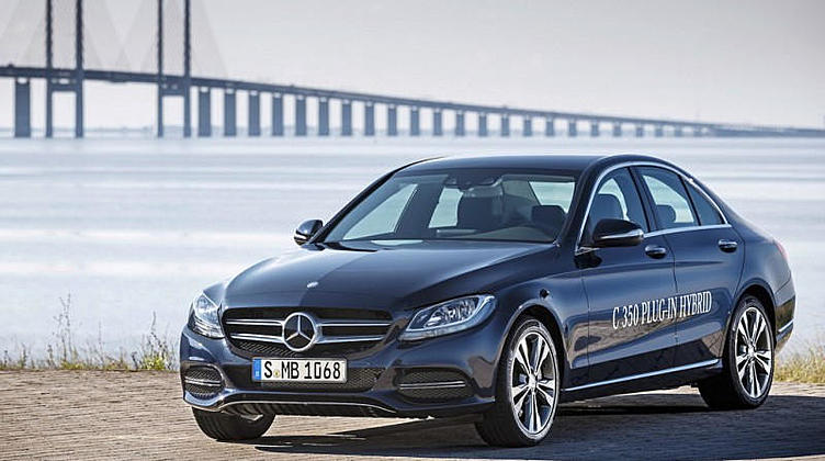 Mercedes-Benz представил новую гибридную модель Mercedes-Benz представил новую гибридную модель