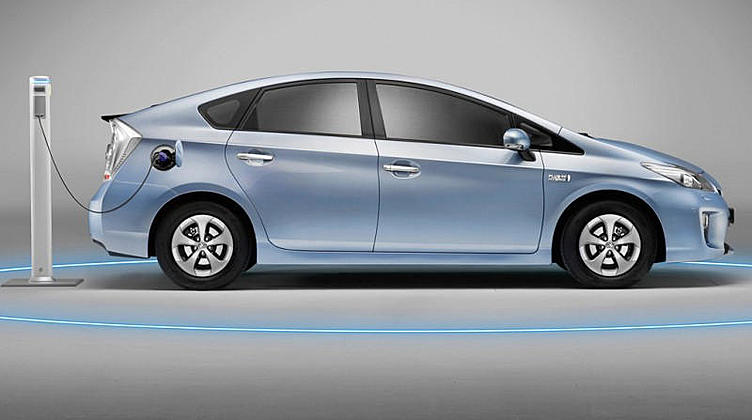 Новая Toyota Prius может получить полный привод