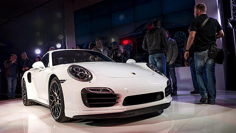 Москва стала премьерной площадкой для Porsche 911 Turbo Москва стала премьерной площадкой для Porsche 911 Turbo