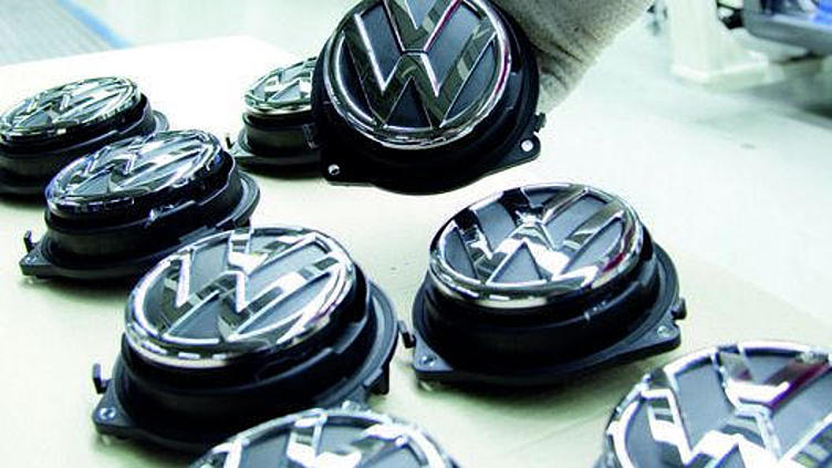Продажи Volkswagen в Америке упали почти на четверть Продажи Volkswagen в Америке упали почти на четверть