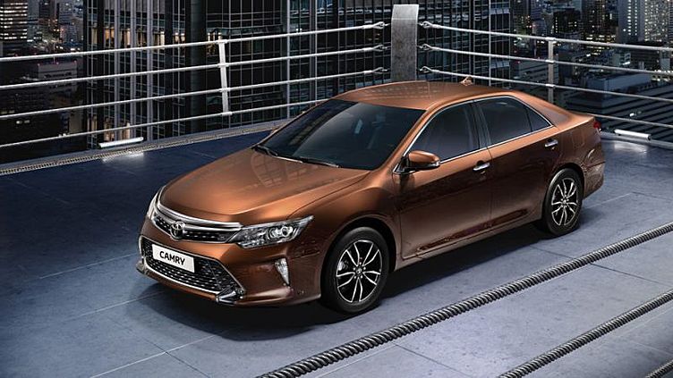 Toyota обновила российскую Camry Toyota обновила российскую Camry