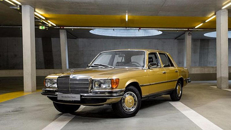 Музей Mercedes-Benz начал продажу классических машин Музей Mercedes-Benz начал продажу классических машин