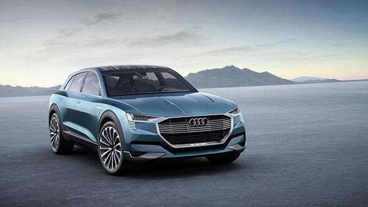 Audi покажет сразу два новых кроссовера в следующем году Audi покажет сразу два новых кроссовера в следующем году