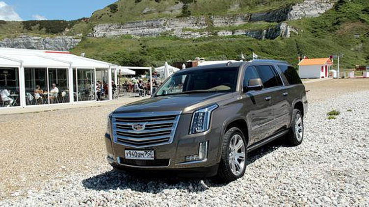 Cadillac Escalade станет еще роскошнее Cadillac Escalade станет еще роскошнее