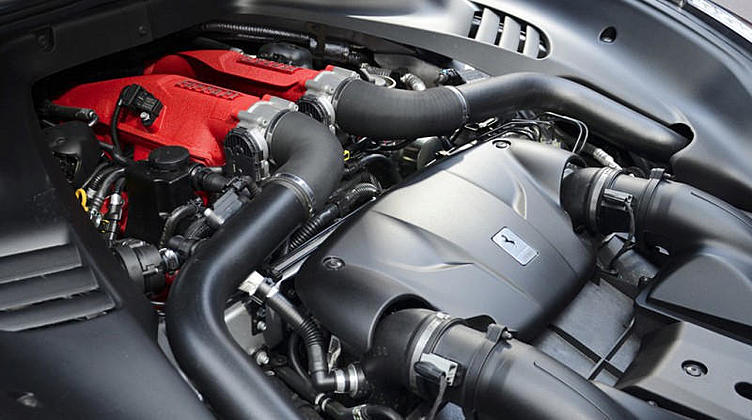 Ferrari увеличил гарантию на моторы до 12 лет Ferrari увеличил гарантию на моторы до 12 лет