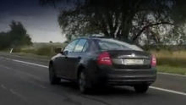 Хэтчбек Skoda Octavia третьего поколения заснят без камуфляжа Хэтчбек Skoda Octavia третьего поколения заснят без камуфляжа