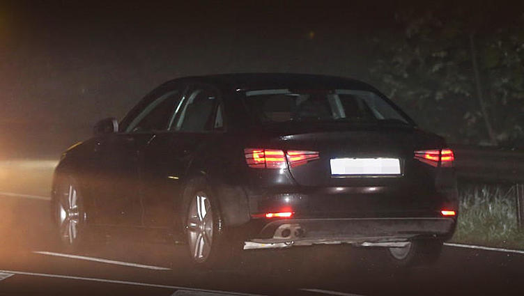 Седан Audi A4 сбросил камуфляж раньше срока Седан Audi A4 сбросил камуфляж раньше срока