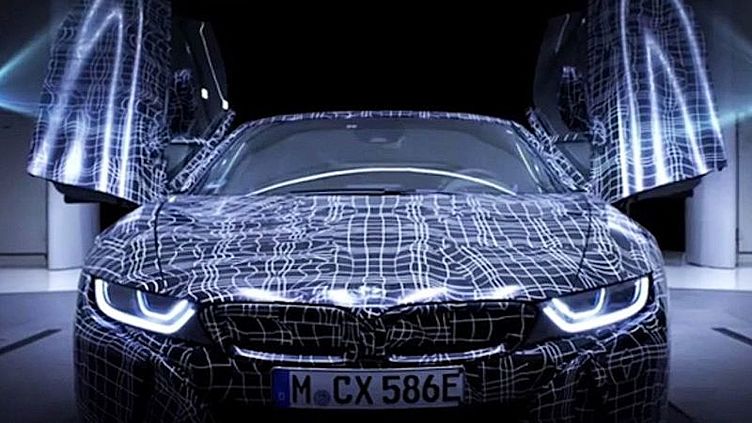 Компания BMW впервые показала открытый спортгибрид [Video]