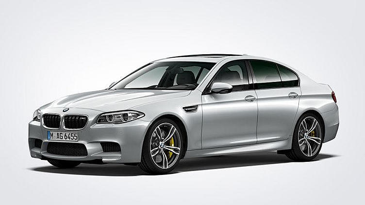 BMW еще раз выпустит 600-сильный седан M5 ограниченным тиражом BMW еще раз выпустит 600-сильный седан M5 ограниченным тиражом